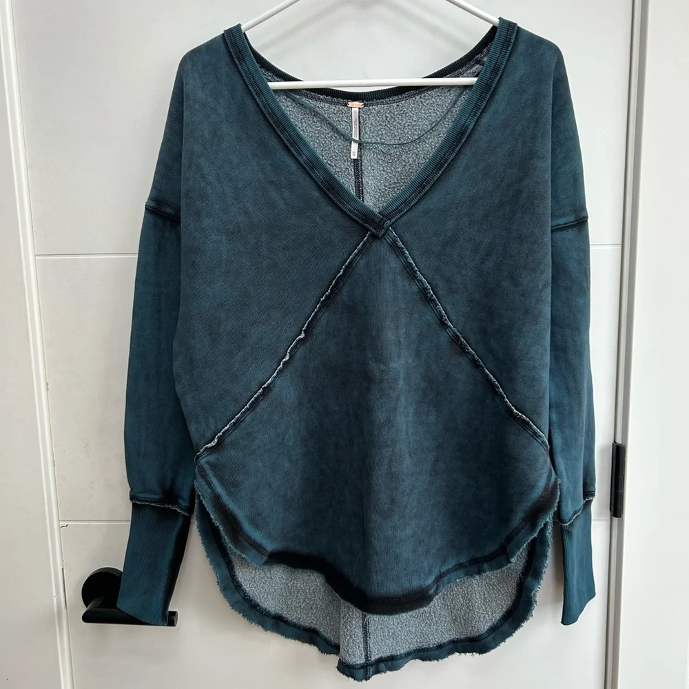 Free People v neck top